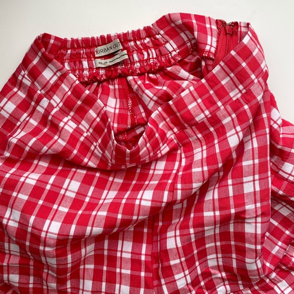 Plaid Ruffle Shorts - Picture 5 of 6